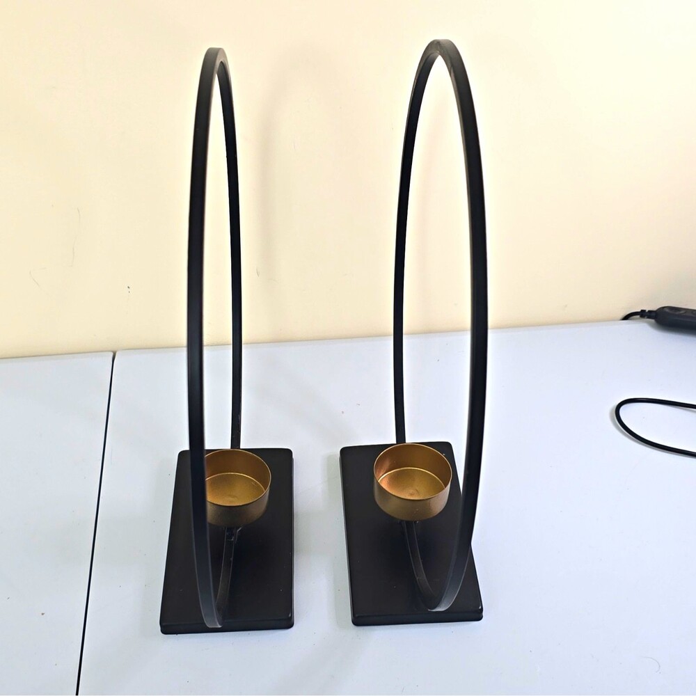 B10 Set of 2 Modern Black Metal Hoop Tea Light Candle Holders with Gold Cups 12"
